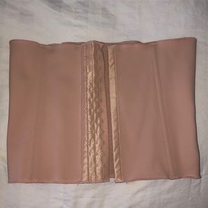 SKIMS Nude Shapewear Corset